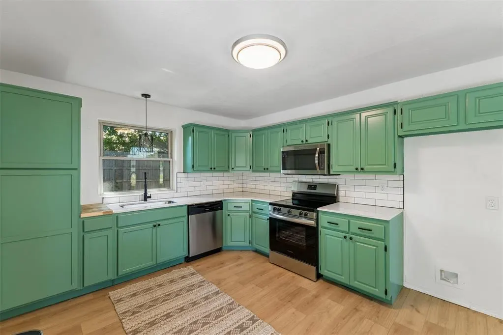 Photo 4 — 17116 Sunny Hollow Road, Edmond, OK 73012