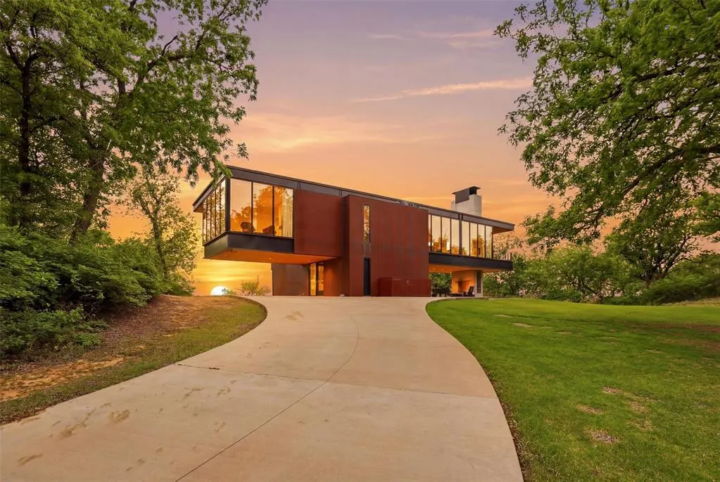 Photo 3 — 24573 County Road 760, Nash, OK 73761