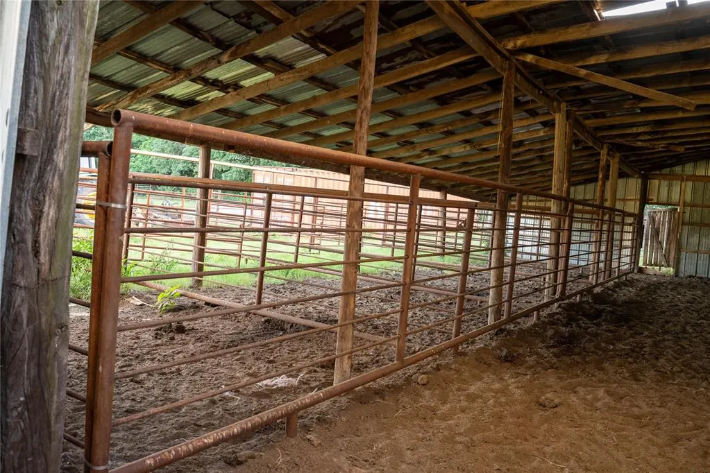 Photo 25 — 589 E Three Mile Road, Durant, OK 74701
