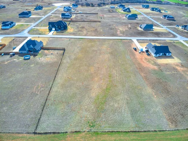 Photo 2 — 4429 Red Cedar Avenue, Piedmont, OK 73078