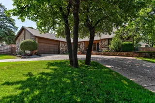 Sold home at 1600 Nightingale Lane