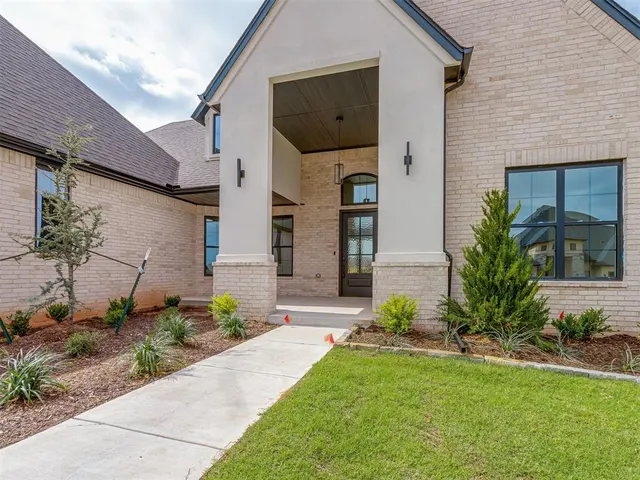 Photo 5 — 9300 SW 35th Street, Oklahoma City, OK 73179
