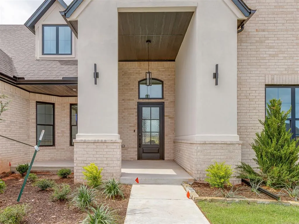Photo 6 — 9300 SW 35th Street, Oklahoma City, OK 73179