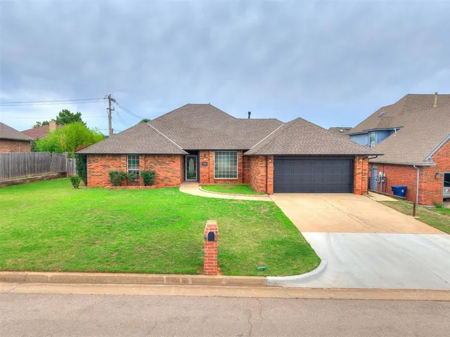 Photo 4 — 2701 SW 112th Street, Oklahoma City, OK 73170