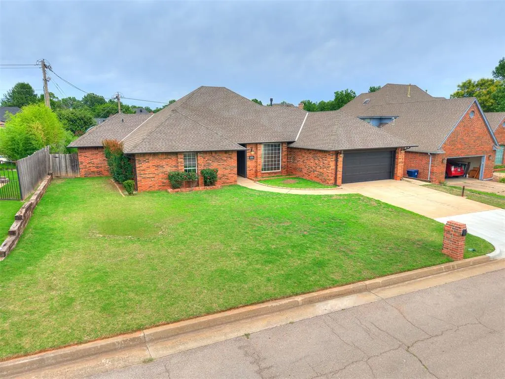 Photo 2 — 2701 SW 112th Street, Oklahoma City, OK 73170