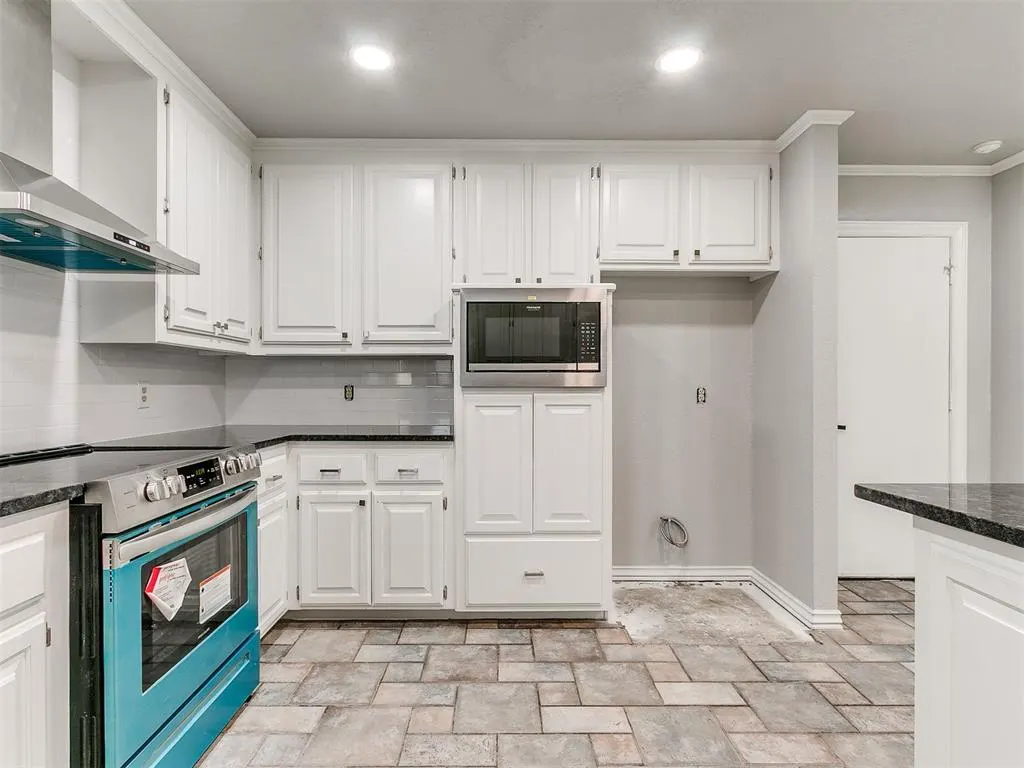 Photo 31 — 2701 SW 112th Street, Oklahoma City, OK 73170
