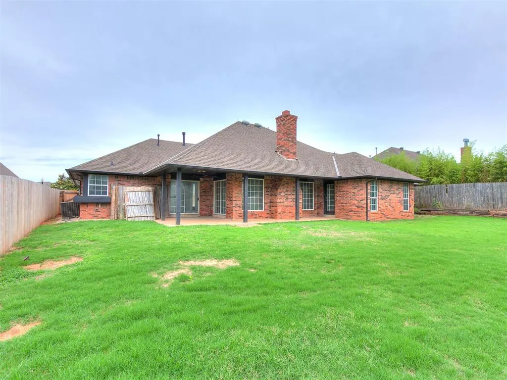 Photo 38 — 2701 SW 112th Street, Oklahoma City, OK 73170