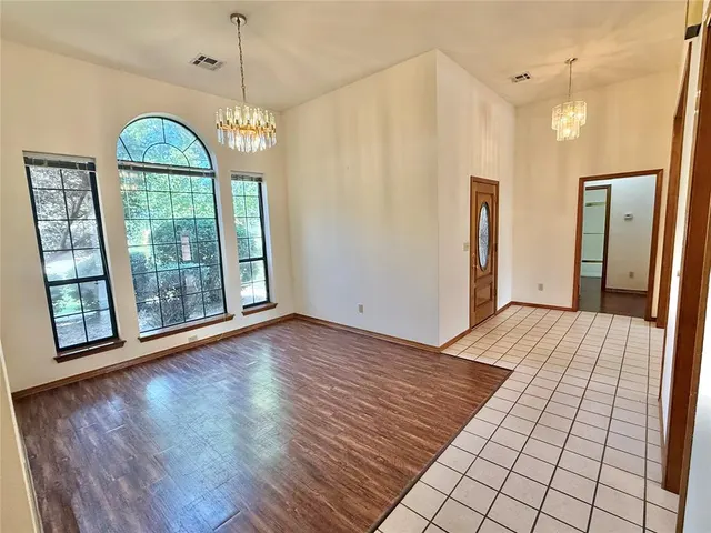 Photo 4 — 2912 Learly Lane, Altus, OK 73521