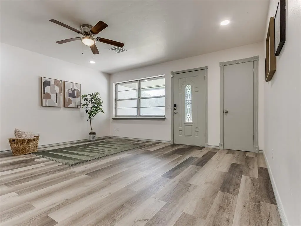 Photo 3 — 2913 SE 45th Street, Oklahoma City, OK 73129