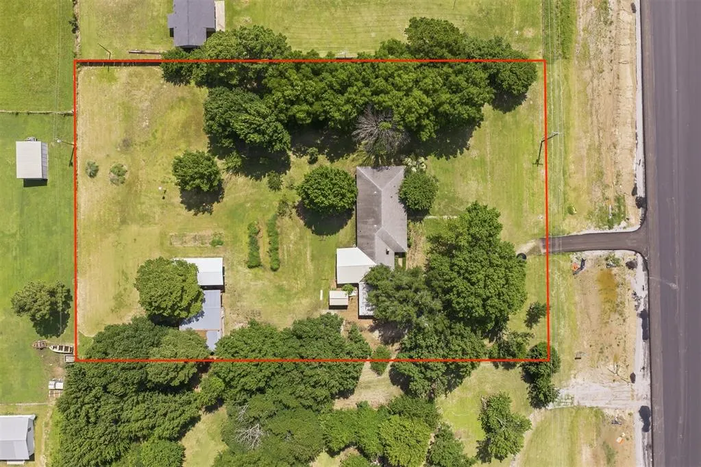 Photo 38 — 9102 E 32 Highway, Marietta, OK 73448
