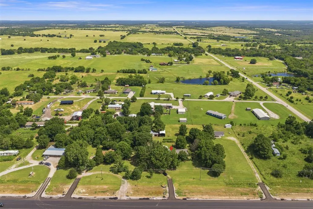 Photo 40 — 9102 E 32 Highway, Marietta, OK 73448