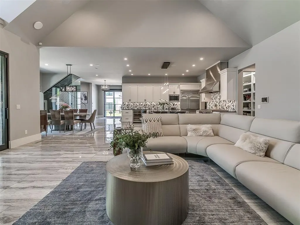 Photo 15 — 15617 Woodleaf Lane, Edmond, OK 73013