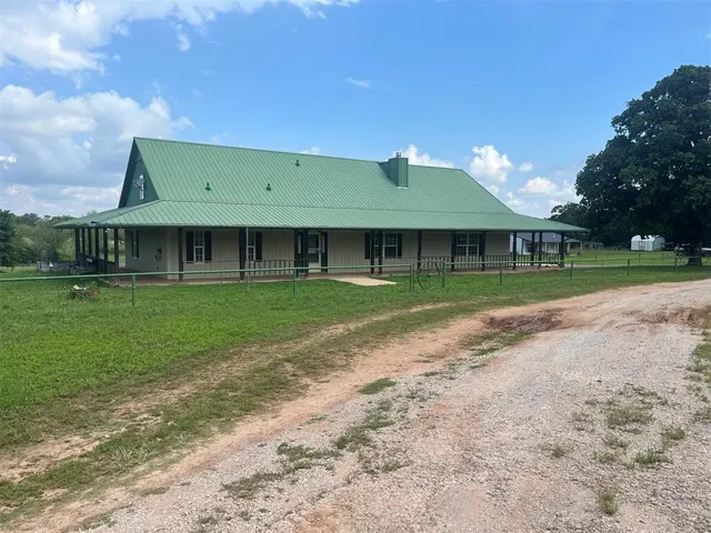 Front exterior — 16306 E Gaddy Road, Shawnee, OK 74801