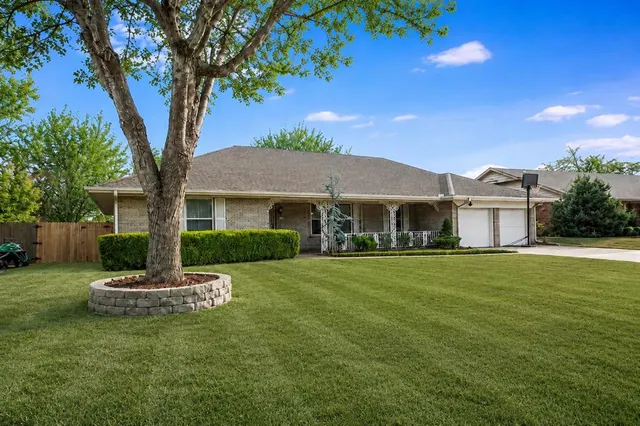 Photo 2 — 3520 NW 42nd Street, Oklahoma City, OK 73112
