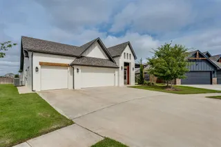 Sold home at 2405 Crystal Creek Drive