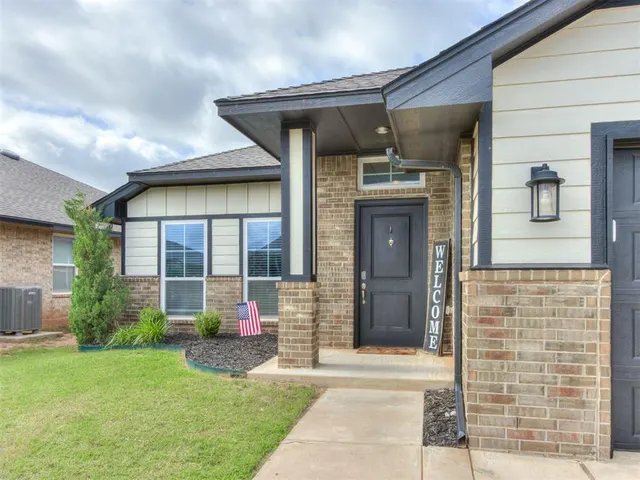 Photo 3 — 9220 SW 48th Terrace, Oklahoma City, OK 73179