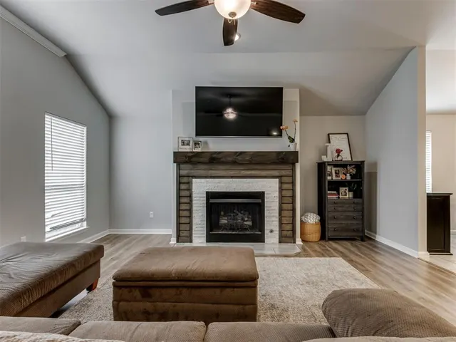 Photo 4 — 9220 SW 48th Terrace, Oklahoma City, OK 73179