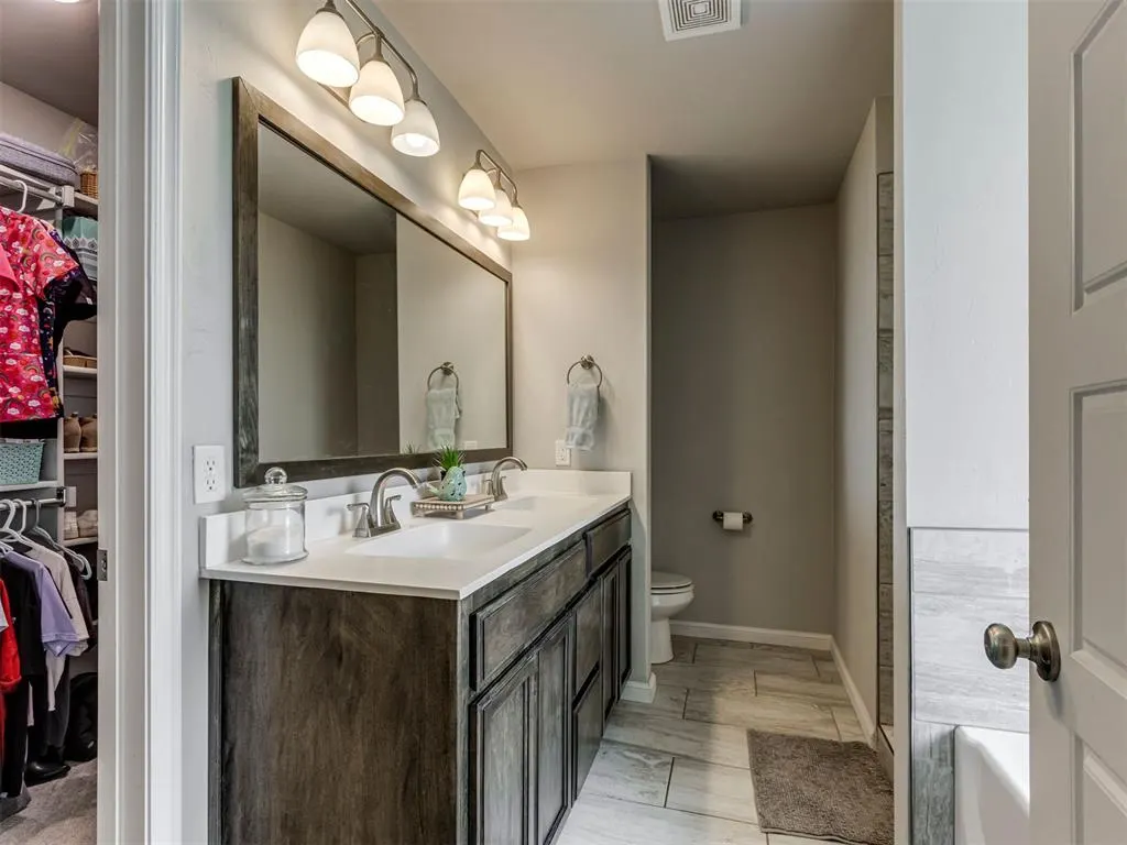 Photo 20 — 9220 SW 48th Terrace, Oklahoma City, OK 73179
