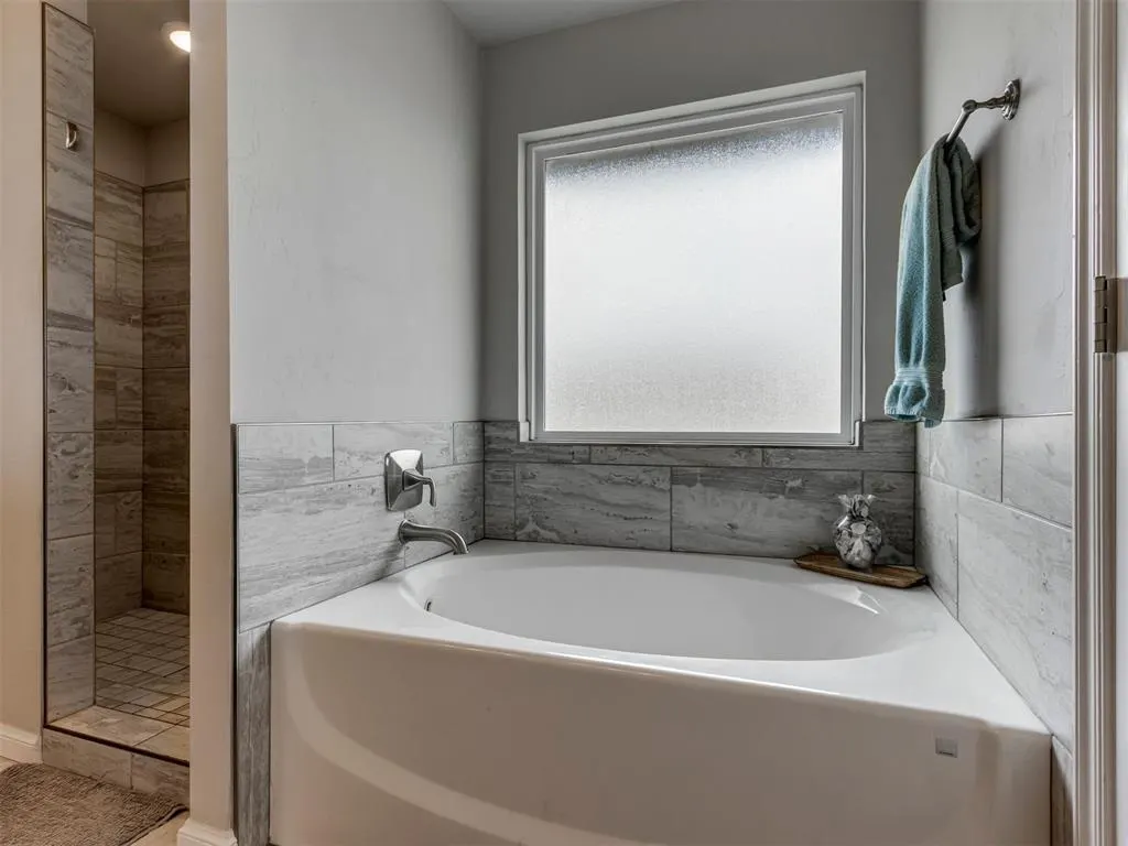 Photo 21 — 9220 SW 48th Terrace, Oklahoma City, OK 73179