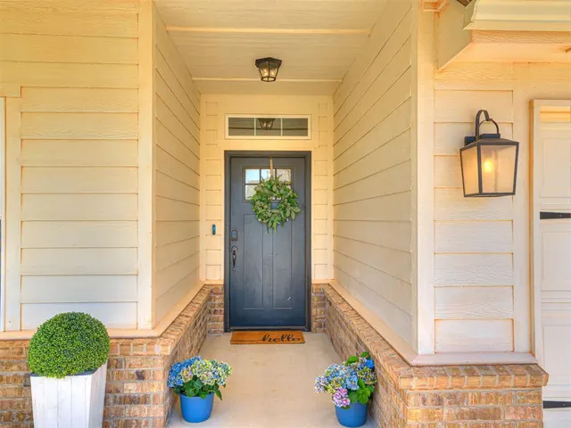 Photo 3 — 18412 Autumn Grove Drive, Edmond, OK 73012