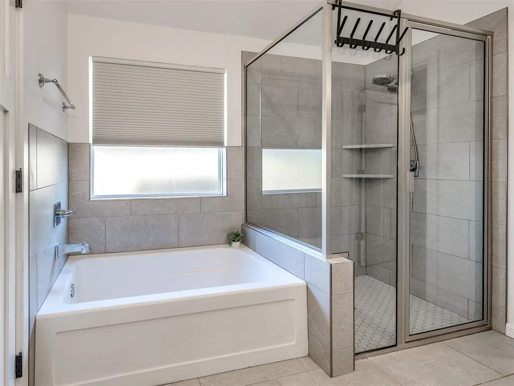 Photo 20 — 18412 Autumn Grove Drive, Edmond, OK 73012
