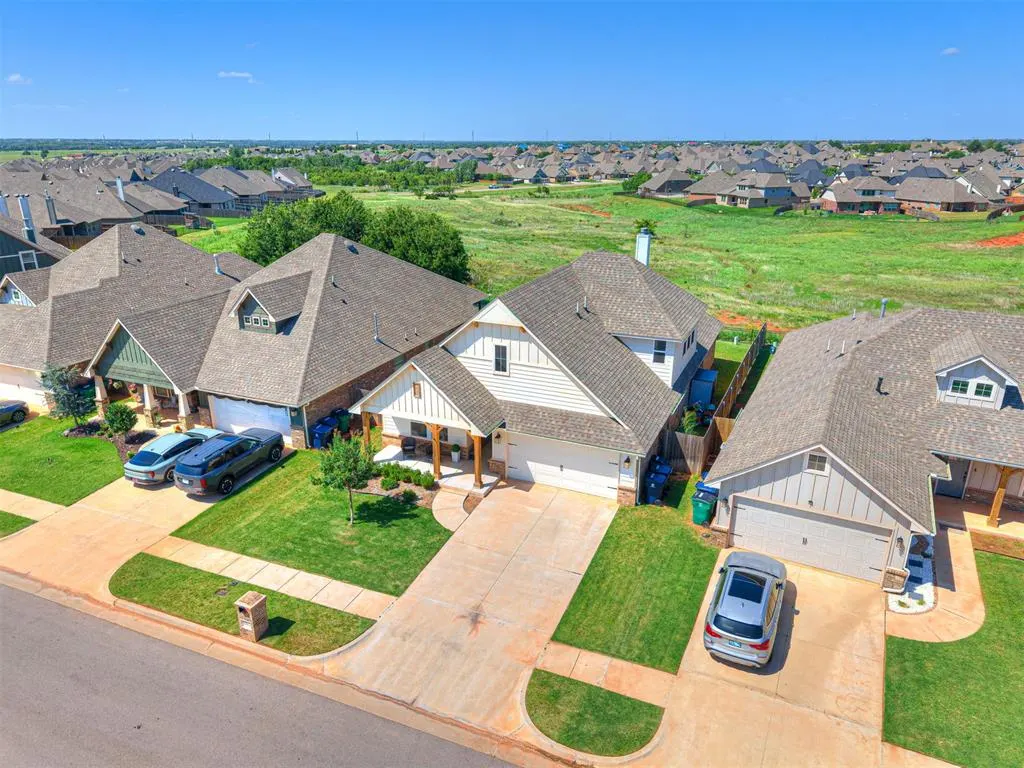 Photo 47 — 18412 Autumn Grove Drive, Edmond, OK 73012