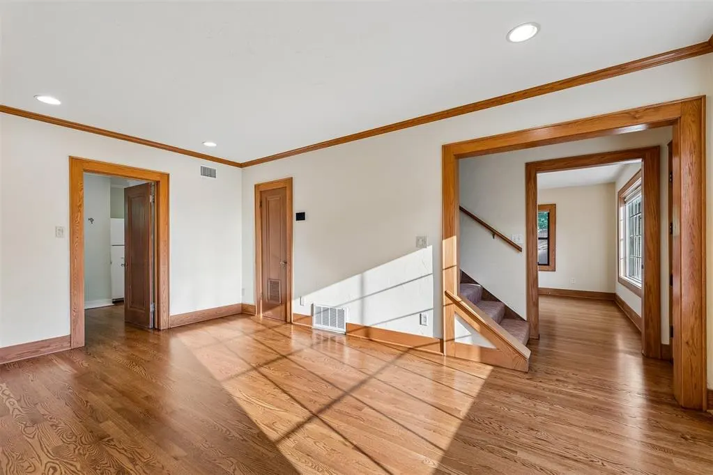 Photo 11 — 535 S Flood Avenue, Norman, OK 73069