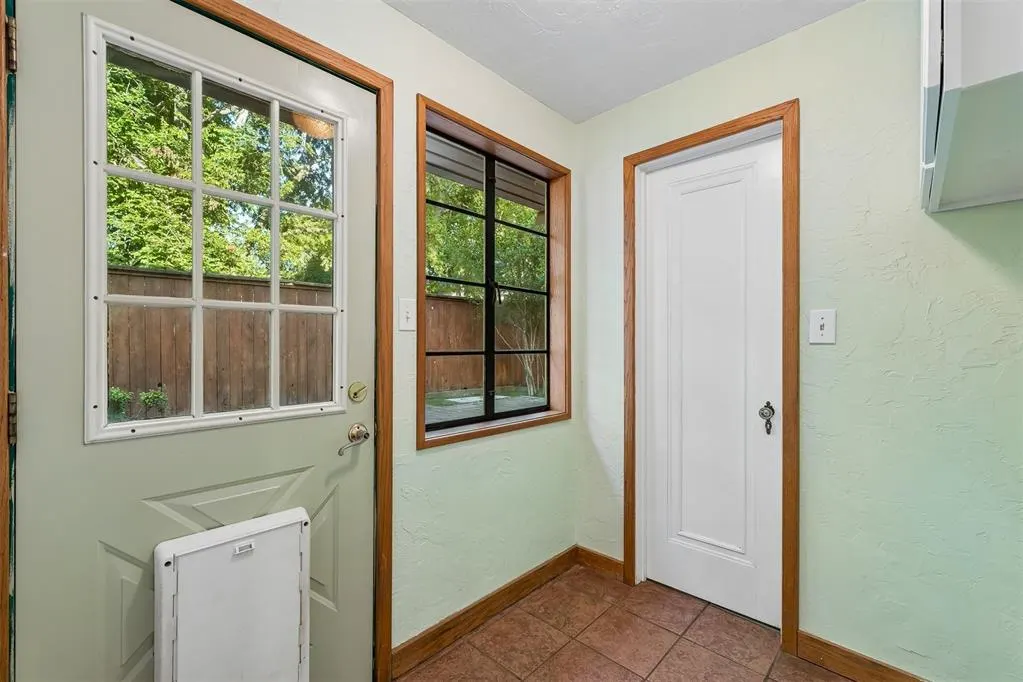 Photo 22 — 535 S Flood Avenue, Norman, OK 73069