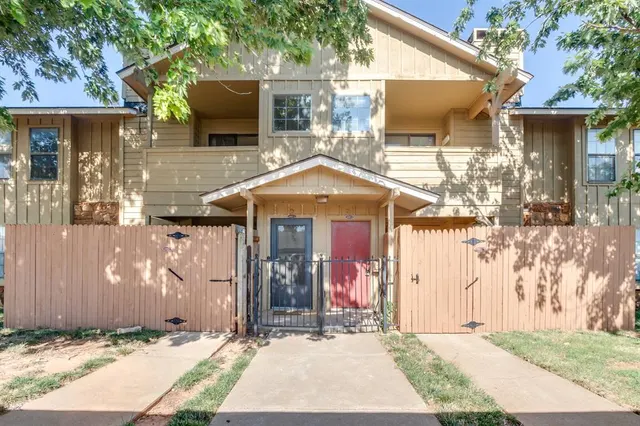 Photo 2 — 14407 N Pennsylvania Avenue 12C, Oklahoma City, OK 73134
