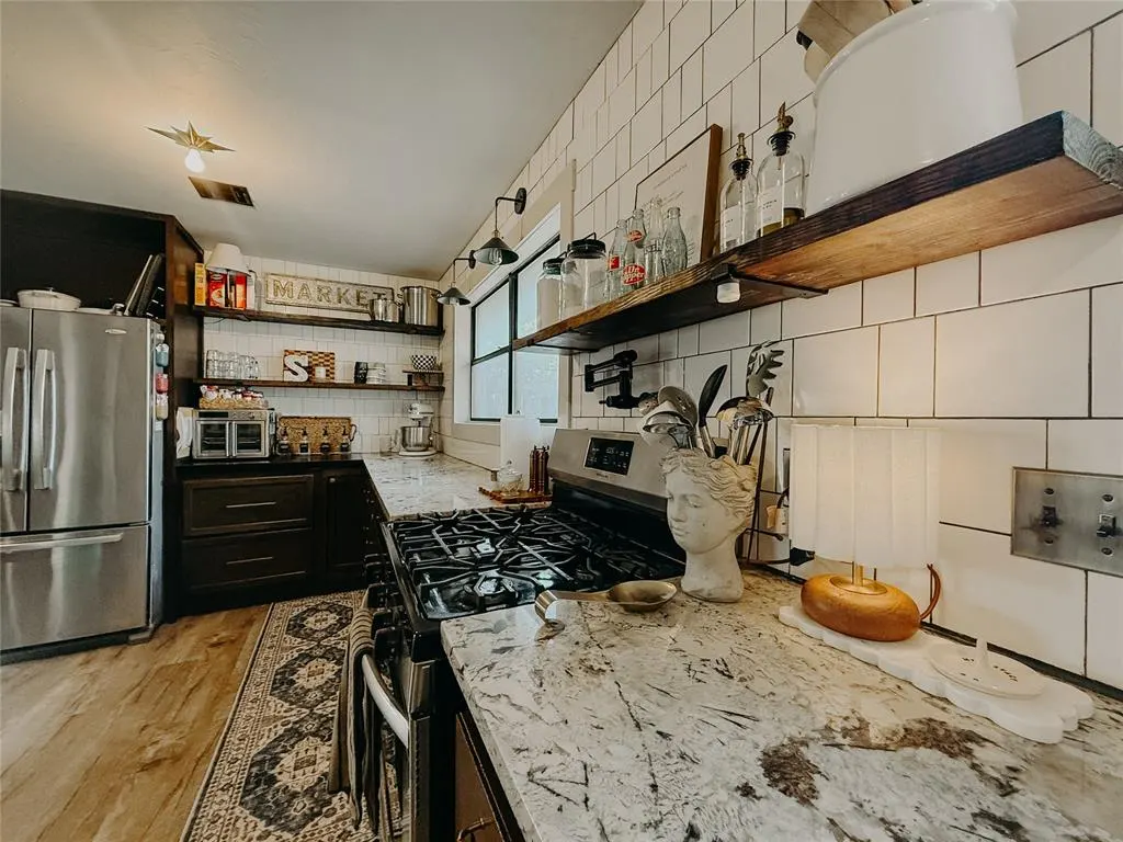 Photo 9 — 610 SE 7th Street, Lexington, OK 73051