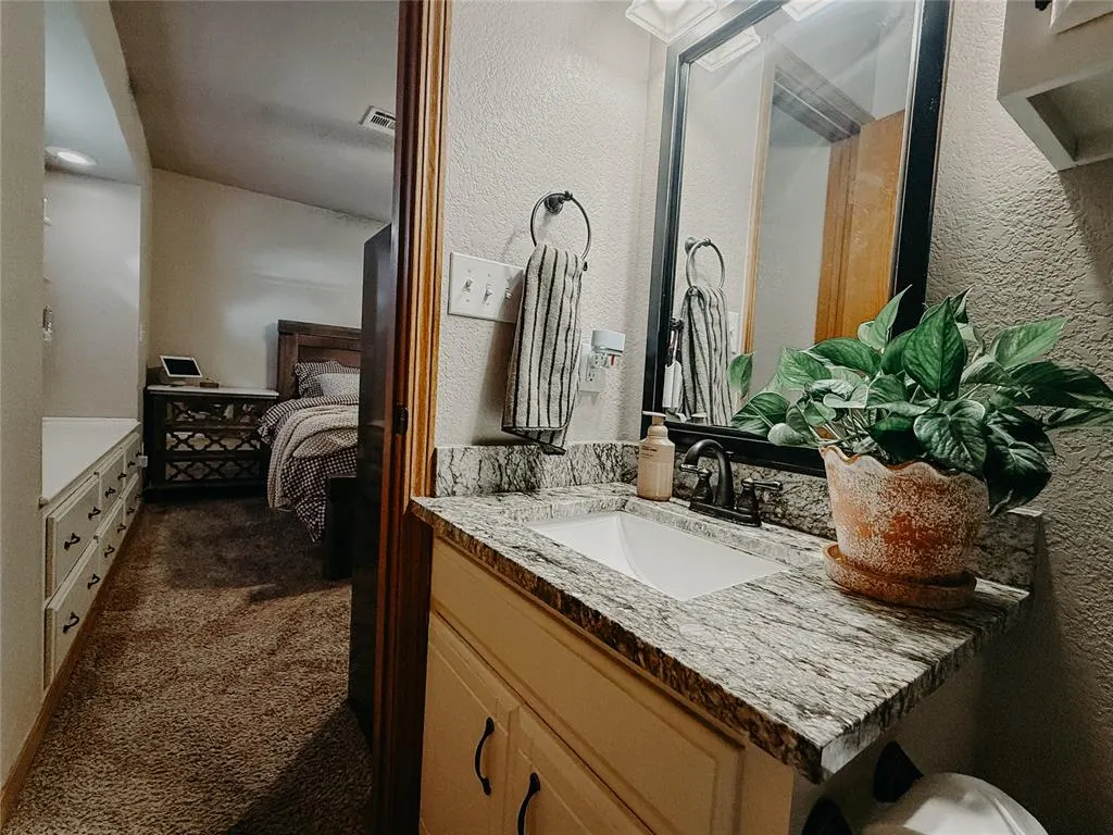 Photo 22 — 610 SE 7th Street, Lexington, OK 73051