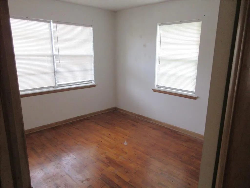 Photo 8 — 111 W Main Street, Tecumseh, OK 74873