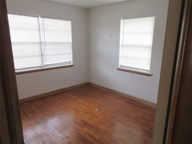 Photo 8 — 111 W Main Street, Tecumseh, OK 74873