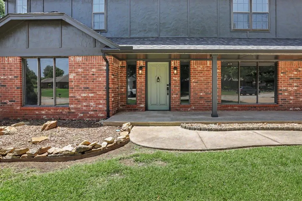 Photo 5 — 2404 Lytal Lane, Edmond, OK 73013