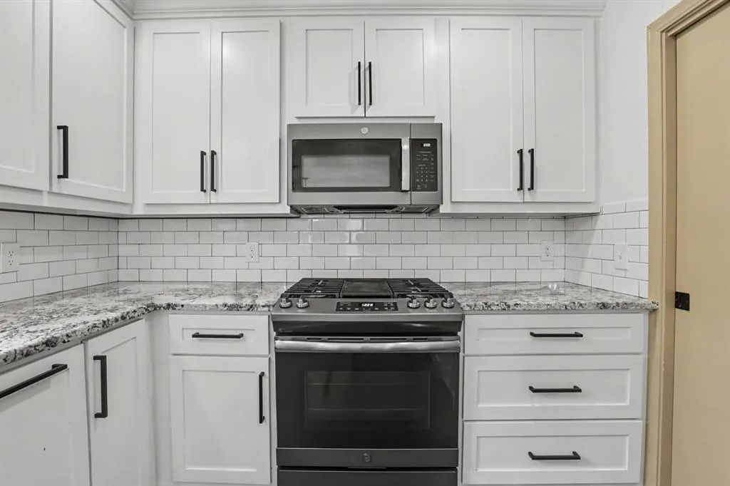 Photo 16 — 2404 Lytal Lane, Edmond, OK 73013