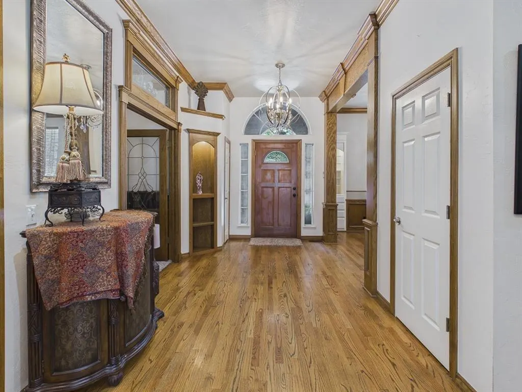 Photo 4 — 809 Fox Run Trail, Edmond, OK 73034