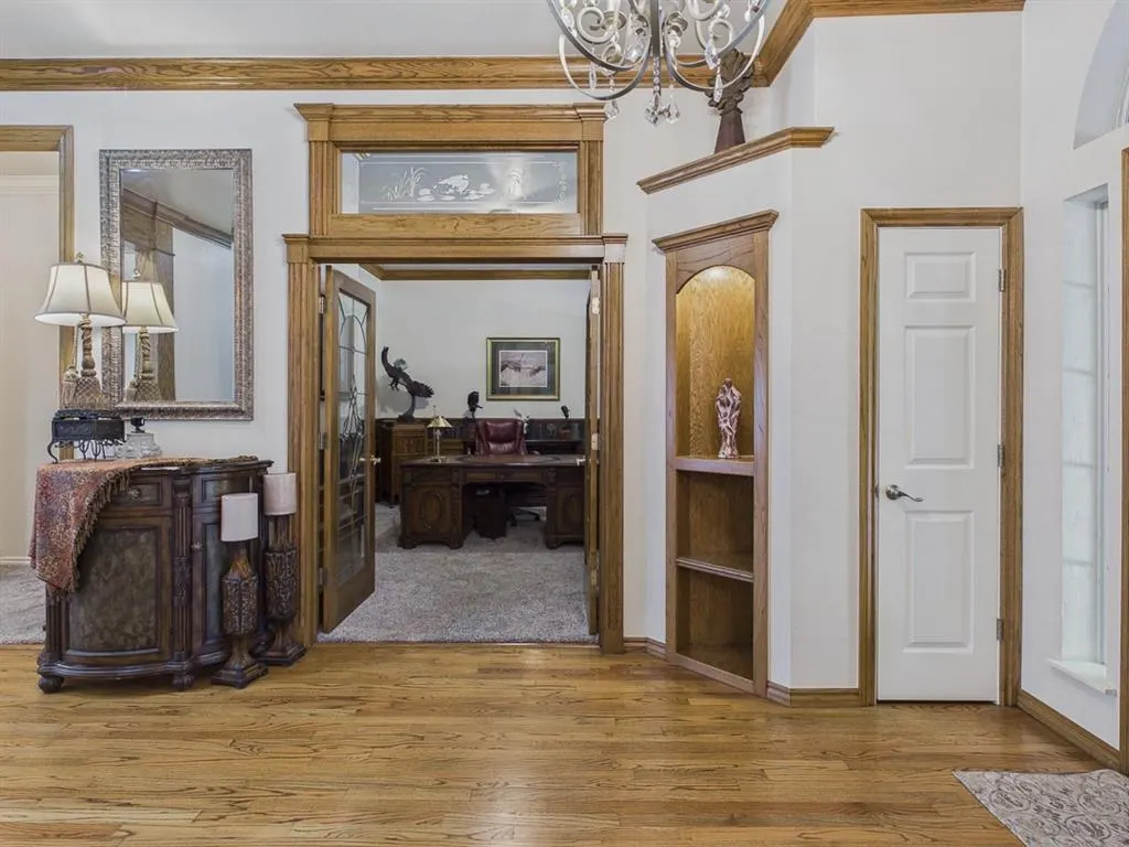 Photo 6 — 809 Fox Run Trail, Edmond, OK 73034