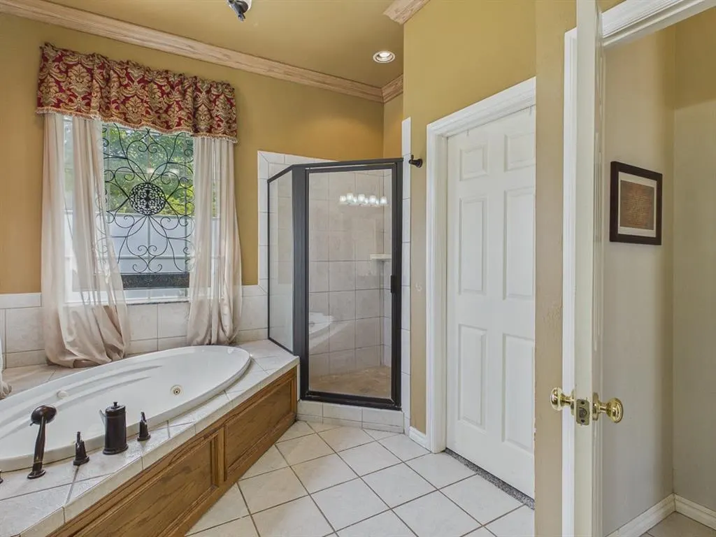 Photo 14 — 809 Fox Run Trail, Edmond, OK 73034