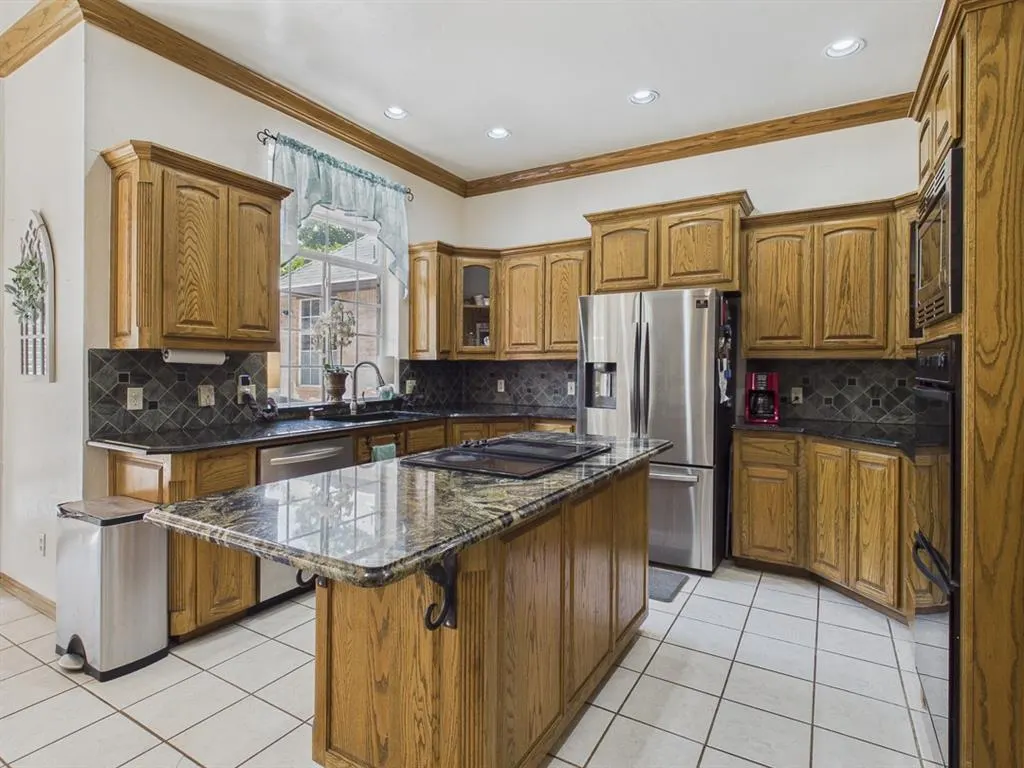 Photo 20 — 809 Fox Run Trail, Edmond, OK 73034