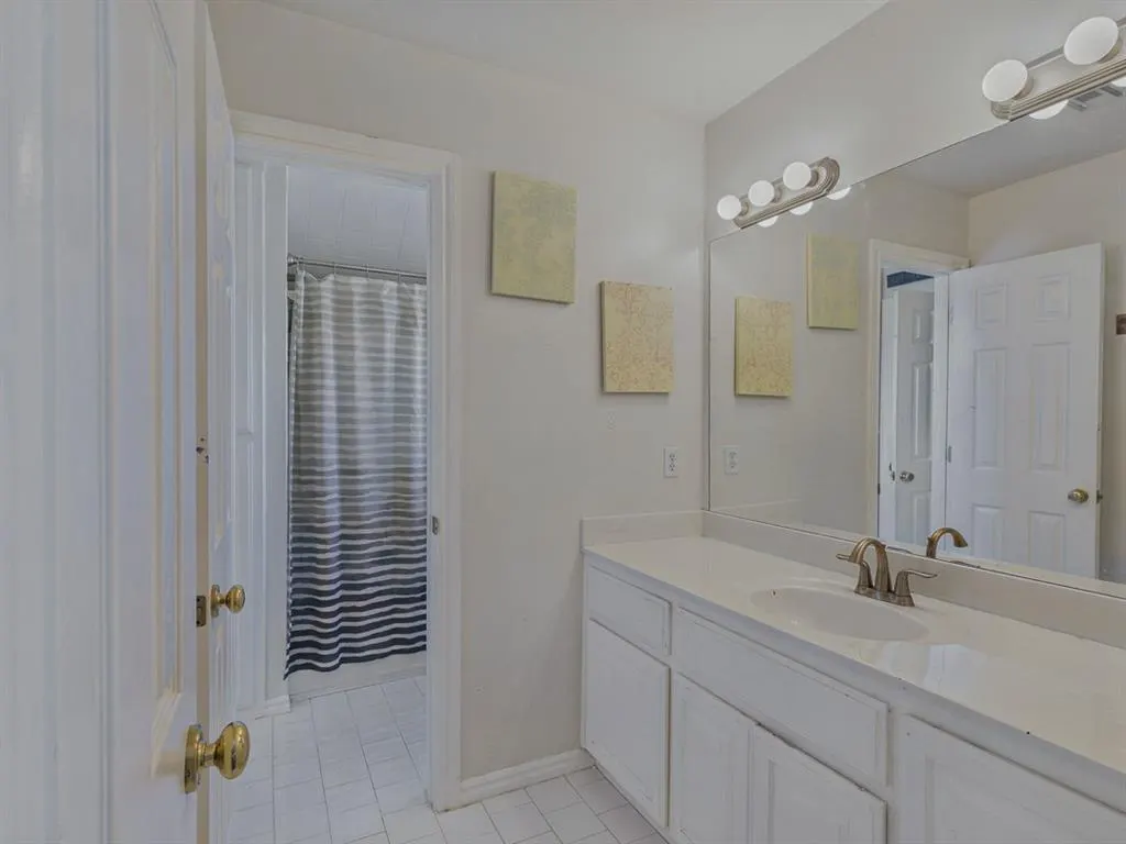 Photo 37 — 809 Fox Run Trail, Edmond, OK 73034