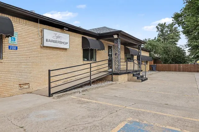 Photo 3 — 3705 N Meridian Avenue, Oklahoma City, OK 73112