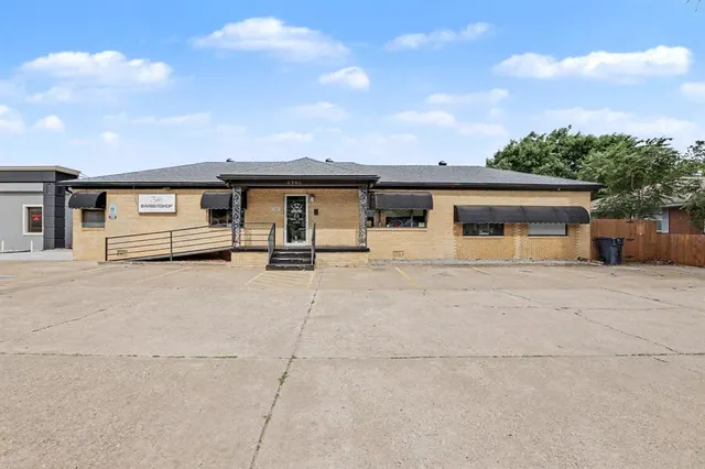 Photo 5 — 3705 N Meridian Avenue, Oklahoma City, OK 73112
