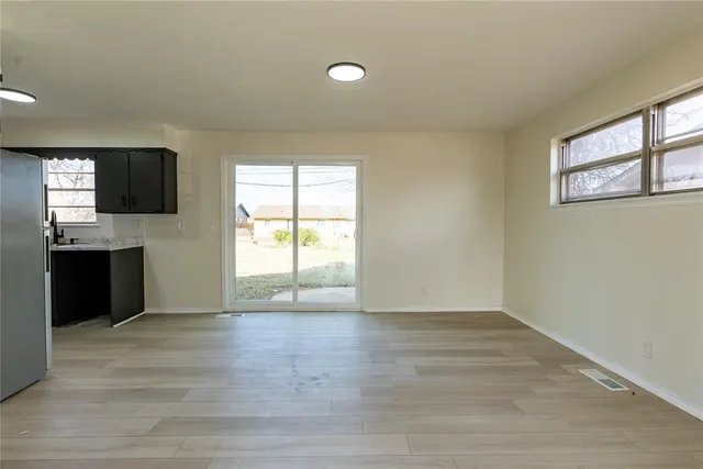 Photo 4 — 913 NE 81st Street, Oklahoma City, OK 73114