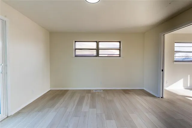 Photo 5 — 913 NE 81st Street, Oklahoma City, OK 73114