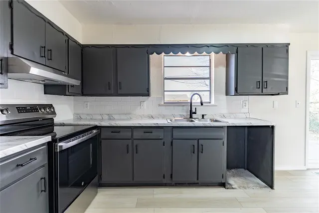 Photo 8 — 913 NE 81st Street, Oklahoma City, OK 73114