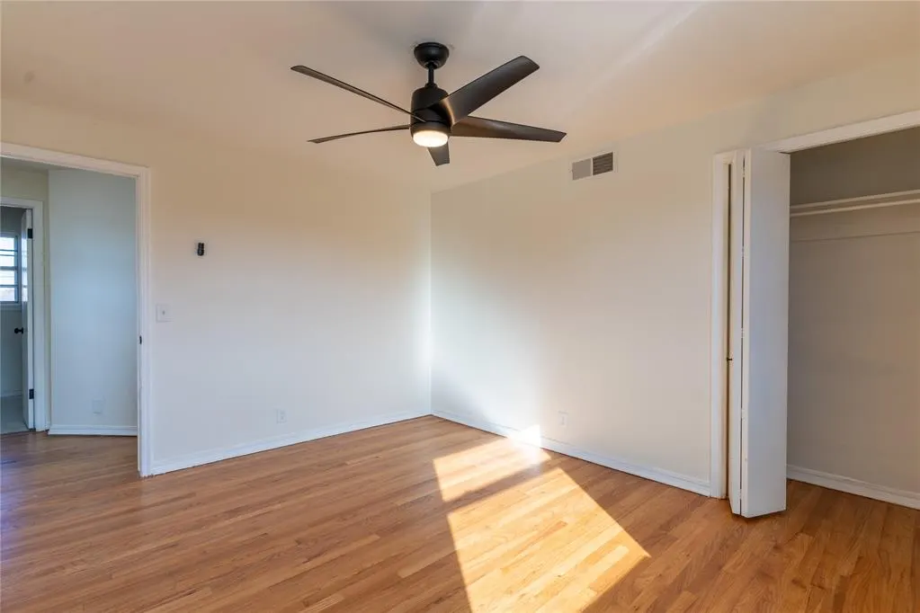 Photo 16 — 913 NE 81st Street, Oklahoma City, OK 73114