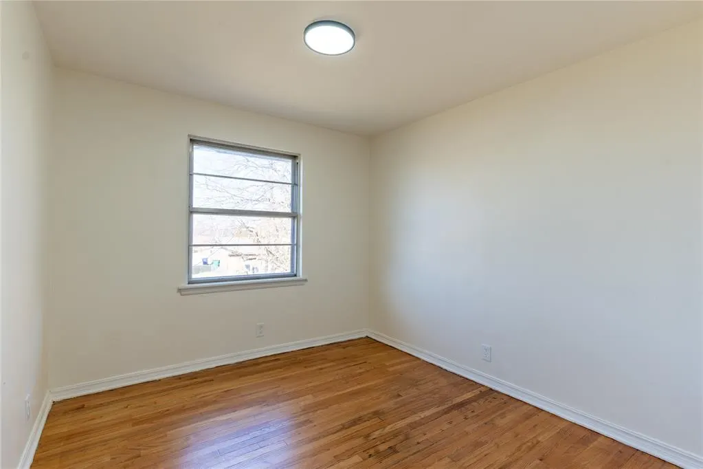 Photo 17 — 913 NE 81st Street, Oklahoma City, OK 73114