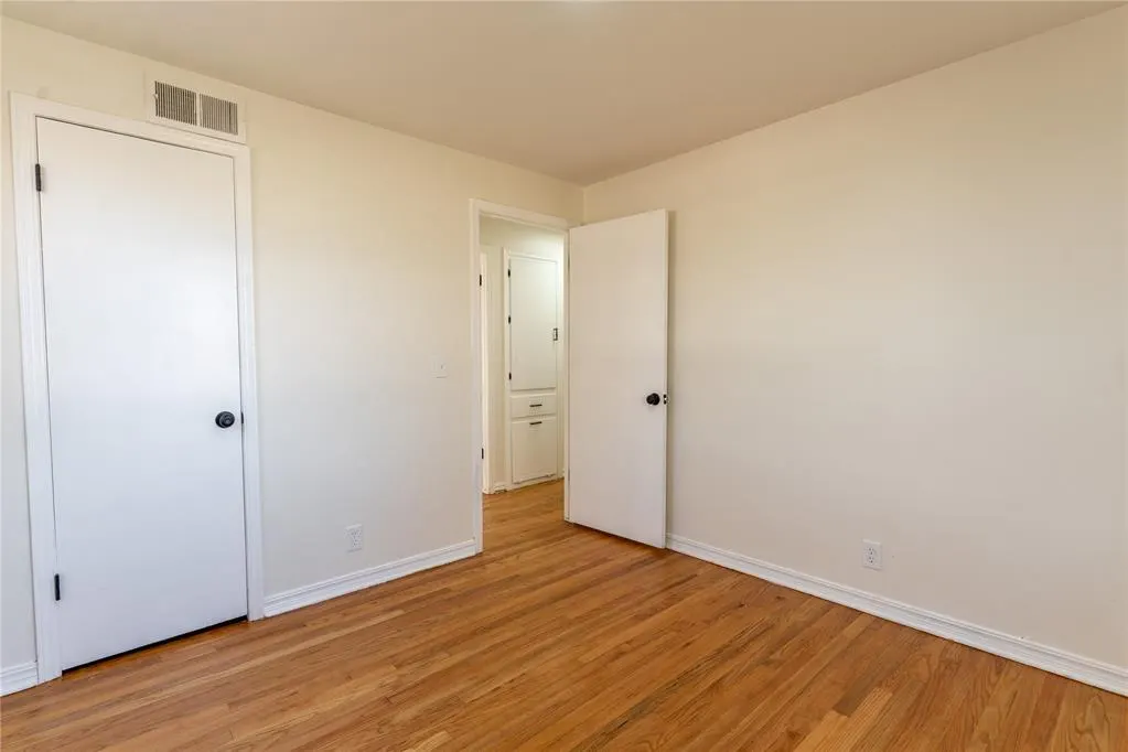 Photo 20 — 913 NE 81st Street, Oklahoma City, OK 73114