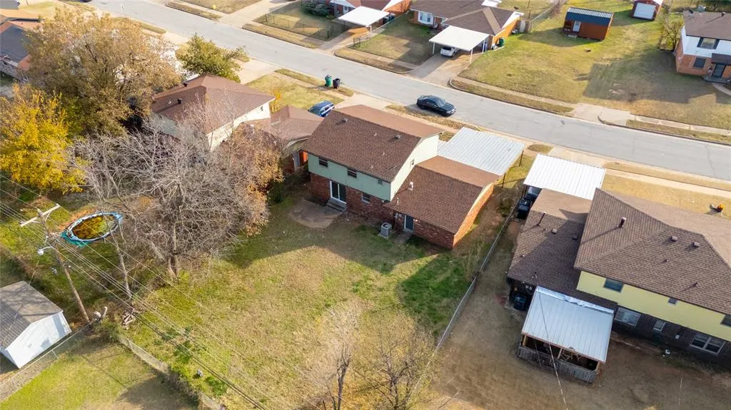 Photo 27 — 913 NE 81st Street, Oklahoma City, OK 73114