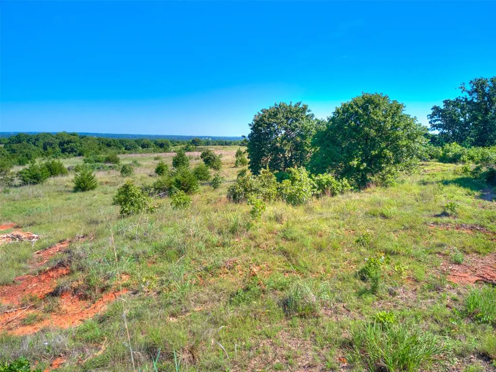 Photo 2 — 4 NE 164th Street, Luther, OK 73054